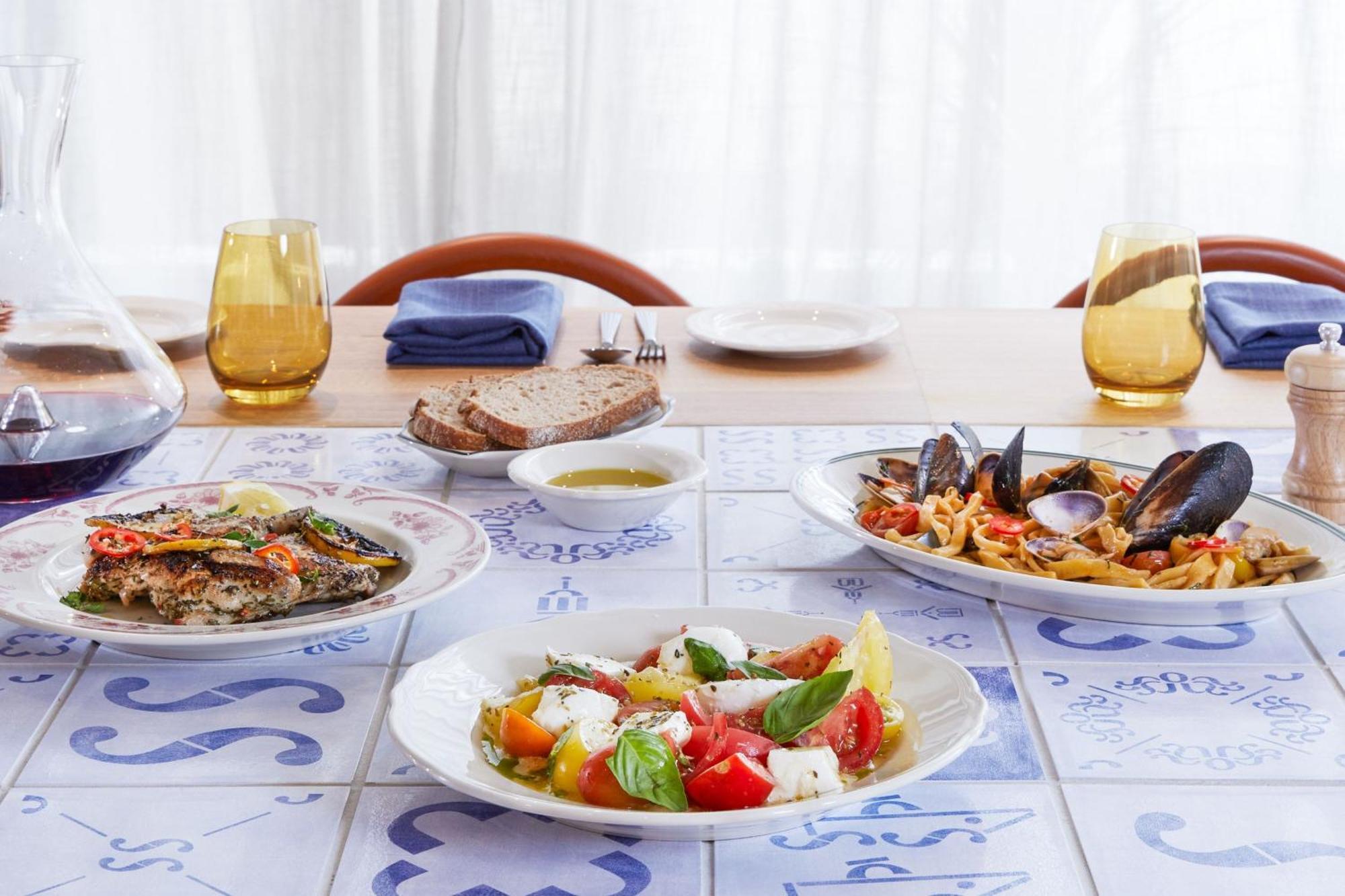 Отель The Westin Брисбен Экстерьер фото Greek cuisine
